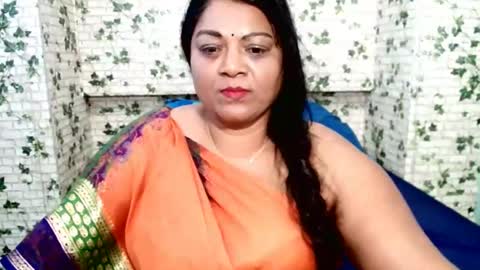 Snapshot of indiandelia chatting on January 15, 2025, 12:25 pm indiandelia online show from January 15, 2025, 12:25 pm