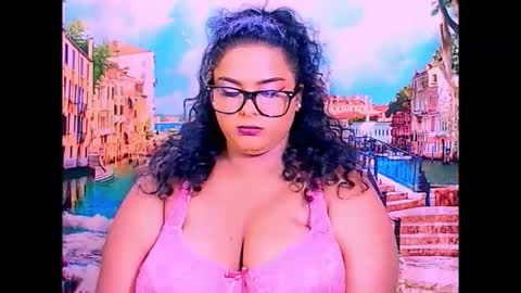 Snapshot of indianfairy4u chatting on December 18, 2025, 8:59 pm natasha online show from December 18, 2025, 8:59 pm