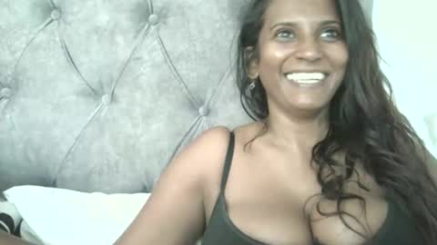 priya online show from September 30, 2025, 7:13 am
