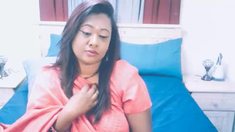 Snapshot of indianlust69 chatting on September 26, 2025, 7:40 pm Amy online show from September 26, 2025, 7:40 pm