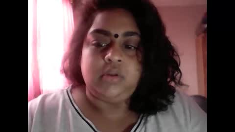 Snapshot of indianpooja1027 chatting on November 7, 2025, 8:25 am indianpooja1027 online show from November 7, 2025, 8:25 am