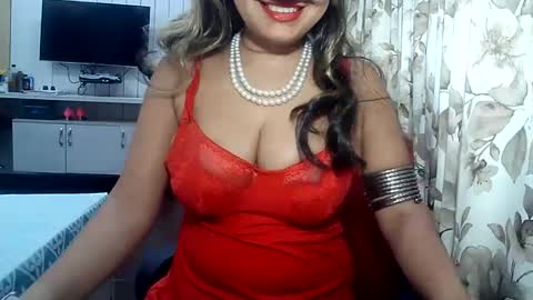 Snapshot of indianrads9 chatting on February 4, 2025, 1:27 pm Radha online show from February 4, 2025, 1:27 pm