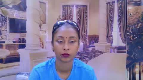 indiansexybutt4u2luv online show from February 23, 2026, 5:49 am