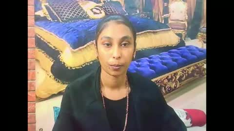 indiansexybutt4u2luv online show from June 27, 2026, 5:45 am