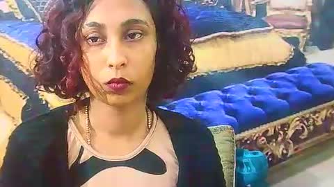 indiansexybutt4u2luv online show from July 13, 2026, 5:32 am