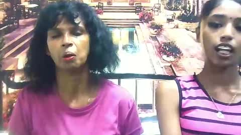 indiansexyslender4u2luv online show from February 18, 2025, 6:15 am