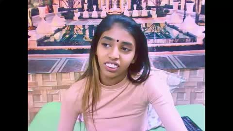 indiansexyslender4u2luv online show from September 18, 2025, 5:20 am