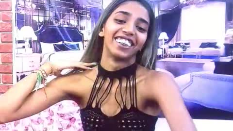 indiansexyslender4u2luv online show from December 15, 2025, 5:34 am