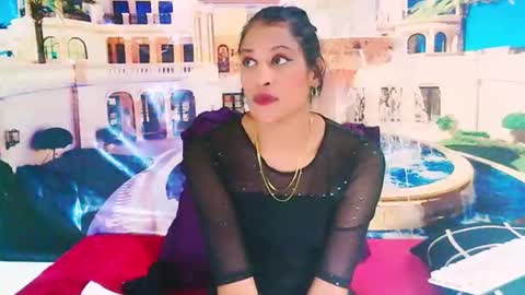 Snapshot of indiansexysmyle chatting on March 17, 2026, 4:43 pm Azi online show from March 17, 2026, 4:43 pm
