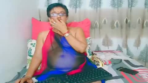 Snapshot of indianspicylicious chatting on January 25, 2025, 11:11 pm indianspicylicious online show from January 25, 2025, 11:11 pm