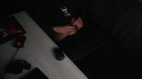 Snapshot of indicasonly chatting on November 27, 2025, 9:33 am indicasonly online show from November 27, 2025, 9:33 am