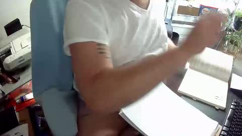 BroLOU online show from May 11, 2026, 2:28 am