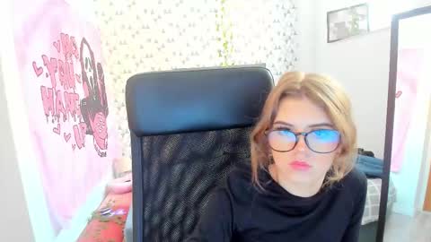 Snapshot of iness_lex chatting on March 9, 2026, 8:40 am iness_lex online show from March 9, 2026, 8:40 am