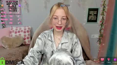 Snapshot of inferno_mia chatting on March 3, 2026, 2:12 pm Mia online show from March 3, 2026, 2:12 pm