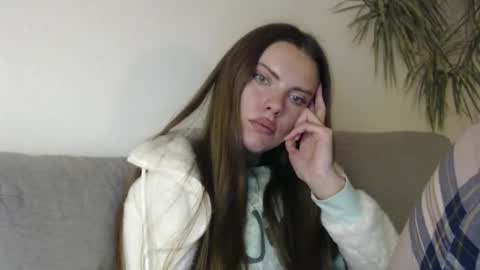 Sweet girl online show from December 17, 2024, 7:48 pm