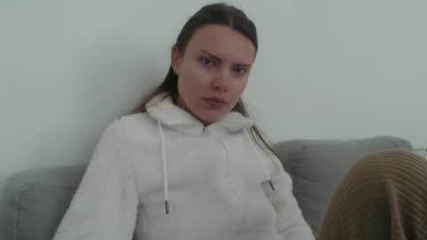 Sweet girl online show from October 22, 2025, 9:42 am