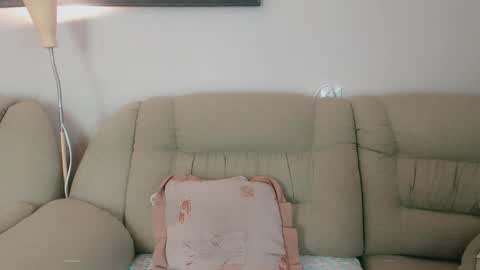 Snapshot of infinity_loveliness chatting on October 16, 2025, 6:58 am Infinity online show from October 16, 2025, 6:58 am