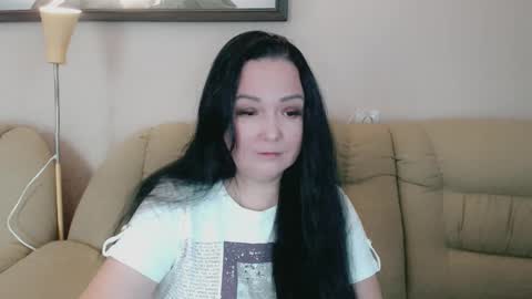 Snapshot of infinity_loveliness chatting on November 12, 2025, 6:03 am Infinity online show from November 12, 2025, 6:03 am