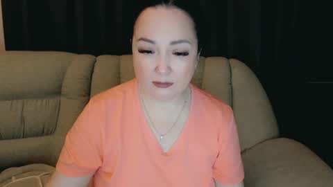 Snapshot of infinity_loveliness chatting on November 25, 2025, 7:52 am Infinity online show from November 25, 2025, 7:52 am