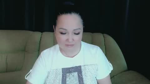 Snapshot of infinity_loveliness chatting on February 5, 2026, 8:41 am Infinity online show from February 5, 2026, 8:41 am