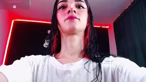 Ingrid Zese online show from December 14, 2025, 7:29 pm