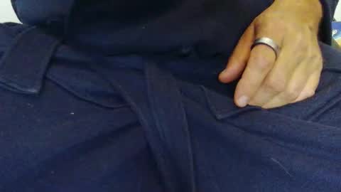 Snapshot of injmolder2 chatting on January 10, 2026, 1:24 pm Hanging Out online show from January 10, 2026, 1:24 pm