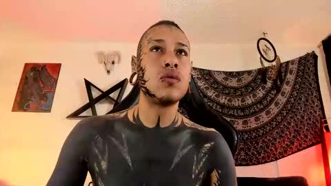 Snapshot of ink_u_buzz chatting on February 5, 2026, 2:33 pm Dani online show from February 5, 2026, 2:33 pm