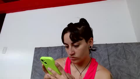lyan onlyfans n linda online show from October 24, 2025, 3:41 pm