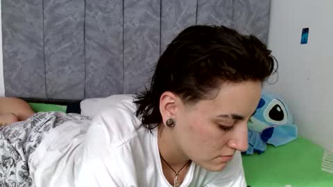 lyan onlyfans n linda online show from November 1, 2025, 8:11 pm