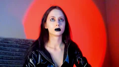 Snapshot of inner_light___ chatting on February 7, 2026, 4:43 pm Venera online show from February 7, 2026, 4:43 pm