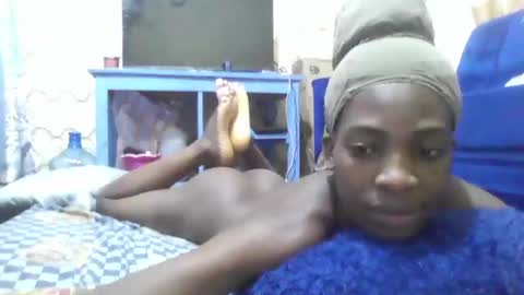 Snapshot of innocent_laurah chatting on January 31, 2025, 3:30 am innocent_laurah online show from January 31, 2025, 3:30 am