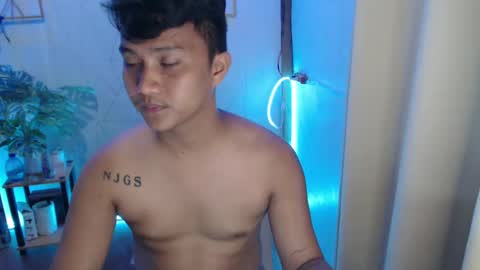 Snapshot of innocent_neil143 chatting on January 19, 2025, 10:17 pm Neil online show from January 19, 2025, 10:17 pm