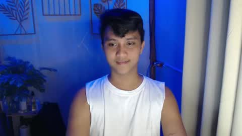 Snapshot of innocent_neil143 chatting on January 30, 2025, 12:59 pm Neil online show from January 30, 2025, 12:59 pm