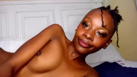 Amber online show from December 22, 2025, 6:21 am