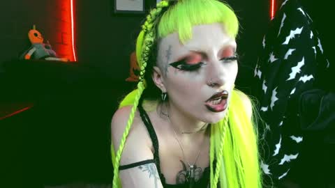 Snapshot of insania_999 chatting on December 3, 2024, 9:56 pm SANIA online show from December 3, 2024, 9:56 pm
