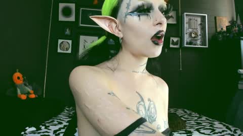 Snapshot of insania_999 chatting on January 15, 2025, 8:48 pm SANIA online show from January 15, 2025, 8:48 pm