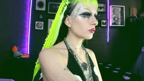 Snapshot of insania_999 chatting on January 30, 2025, 9:25 pm SANIA online show from January 30, 2025, 9:25 pm