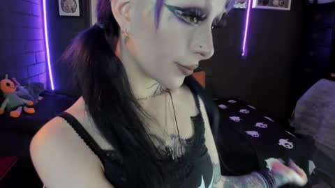 Snapshot of insania_999 chatting on September 18, 2025, 4:31 pm SANIA online show from September 18, 2025, 4:31 pm