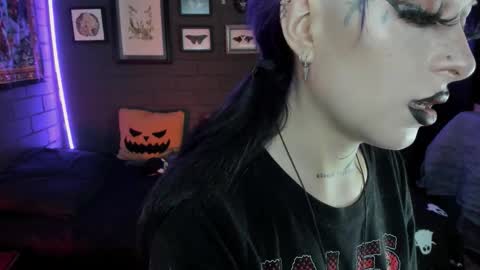 Snapshot of insania_999 chatting on October 21, 2025, 5:46 pm SANIA online show from October 21, 2025, 5:46 pm