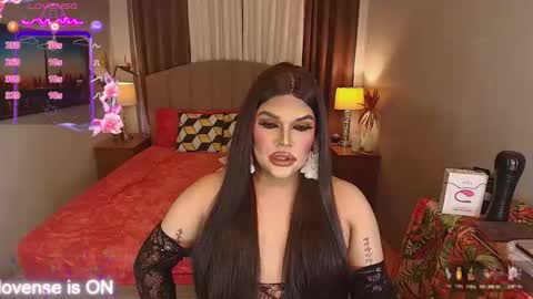 Snapshot of insatiablesexqueen chatting on November 12, 2025, 10:04 am tasha online show from November 12, 2025, 10:04 am