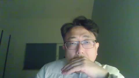 Snapshot of insuclee197641 chatting on February 5, 2026, 2:54 pm insuclee197641 online show from February 5, 2026, 2:54 pm