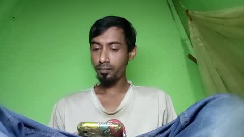 interne8famous online show from January 10, 2026, 9:22 am