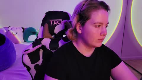 Faye online show from December 15, 2024, 3:20 pm