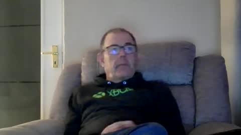 inthemood63 online show from October 16, 2025, 7:26 pm