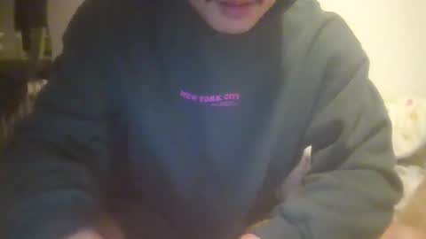 Snapshot of intrazoom chatting on February 9, 2025, 11:57 pm intrazoom online show from February 9, 2025, 11:57 pm