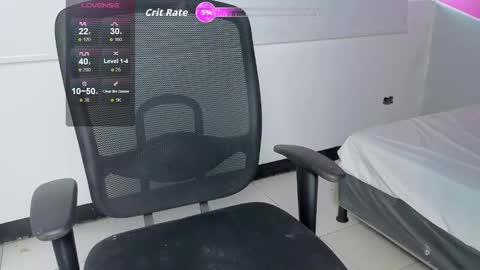 Snapshot of invincible200 chatting on October 27, 2025, 3:16 pm invincible200 online show from October 27, 2025, 3:16 pm