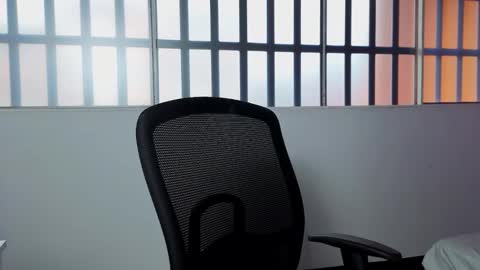 Snapshot of invincible200 chatting on October 30, 2025, 1:56 pm invincible200 online show from October 30, 2025, 1:56 pm