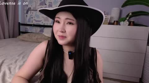 Snapshot of iolaselley chatting on May 27, 2026, 11:29 am Tesha online show from May 27, 2026, 11:29 am