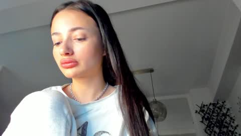 Snapshot of irenevon chatting on January 27, 2025, 5:03 am Ir s room online show from January 27, 2025, 5:03 am
