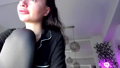 Snapshot of irenevon chatting on February 16, 2025, 5:59 am Ir s room online show from February 16, 2025, 5:59 am